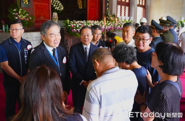 ▲▼勇消張敬謙新店救溺殉職，台中市府今入祀忠烈祠。（圖／台中市政府提供，下同）