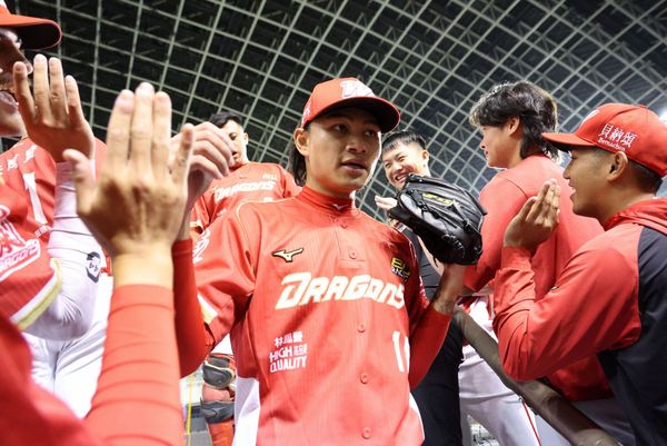 ▲▼徐若熙。（圖／味全龍提供）