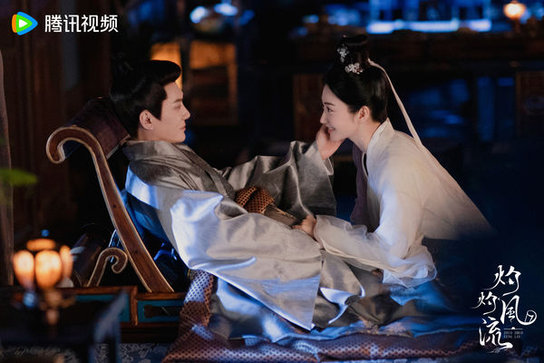 ▲▼馮紹峰、景甜突被瘋傳領證結婚，景甜工作室闢謠。（圖／翻攝自微博）