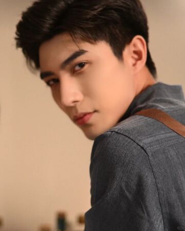 ▲▼《子夜歸》發現短劇超人氣男神陳添祥。（圖／翻攝自臉書、微博）