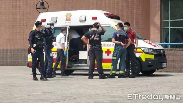 ▲▼台灣大學綜合體育館游泳池一碩士生溺水。（圖／記者黃彥傑攝）