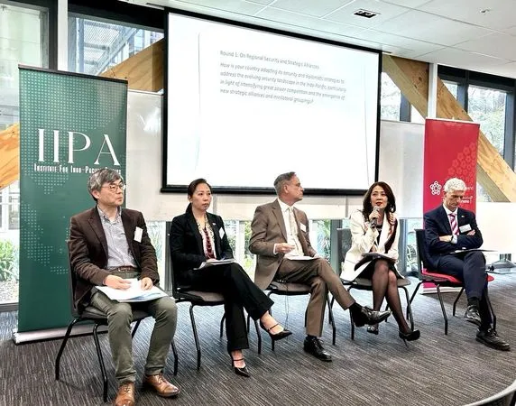 ▲▼駐紐西蘭代表歐江安應智庫IIPA邀請，於1日在坎特伯里大學（Canterbury University）研討會「大使圓桌論壇」。（圖／駐紐西蘭代表處提供）