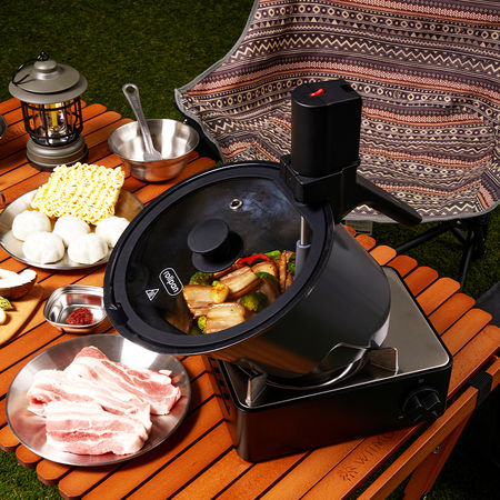 ▲韓國Rollpan自動翻炒鍋登台。（圖／品牌提供）