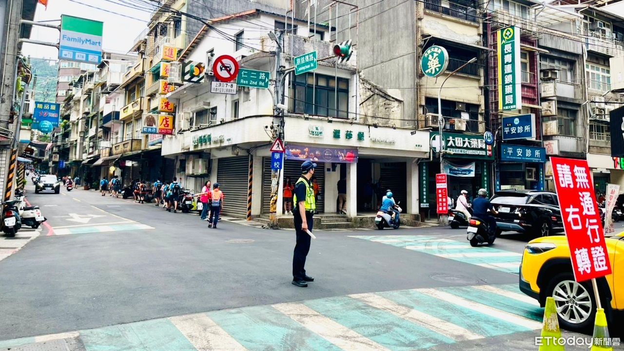 劉銘傳路上下學時段單向通車　基隆銘傳國中周邊不塞車了