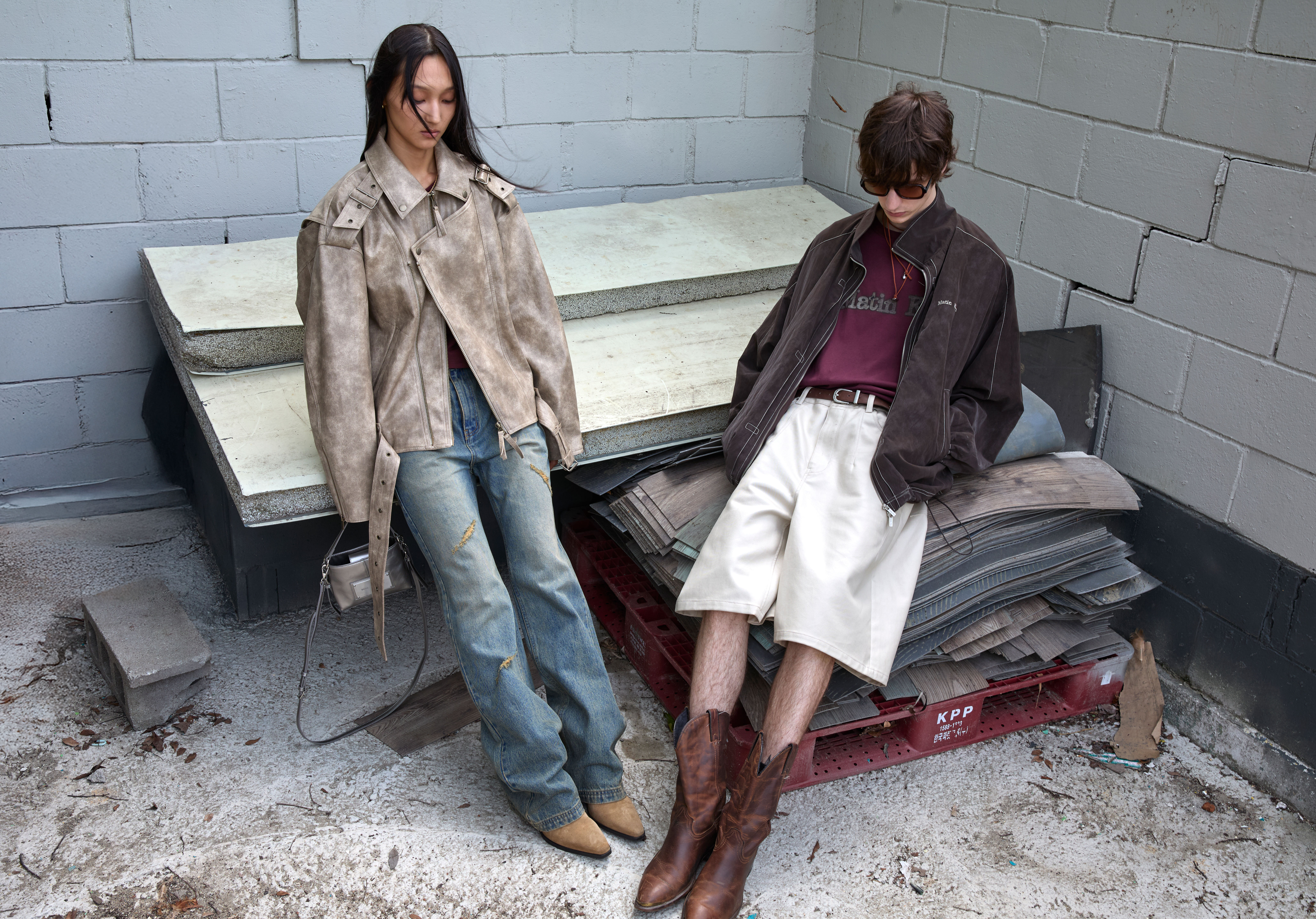 ▲▼         彭千祐示範M+FG學院風「想坐在巴黎咖啡廳」    。（圖／品牌提供）