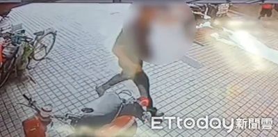 新營銀樓遭搶！男掃走市價80萬金飾　遭正義哥騎車撂倒就逮