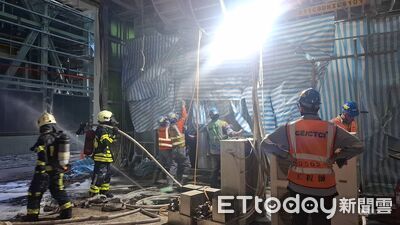 快訊/台中火力發電廠變電室起火 台電:機組運轉供電正常