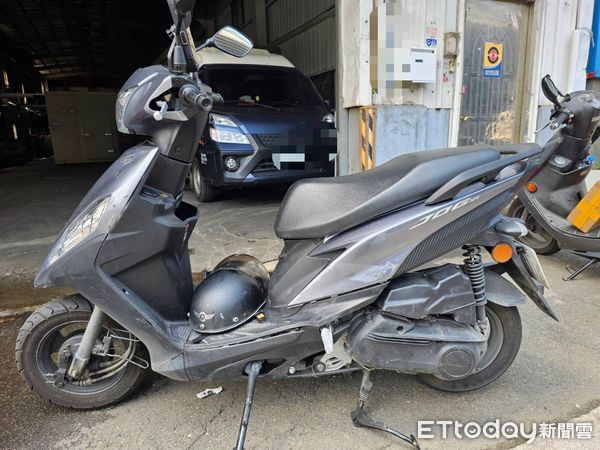 ▲▼泰山多元計程車與機車車禍，騎士臉撞凹送醫，事故發生的路口             。（圖／記者陳以昇翻攝）