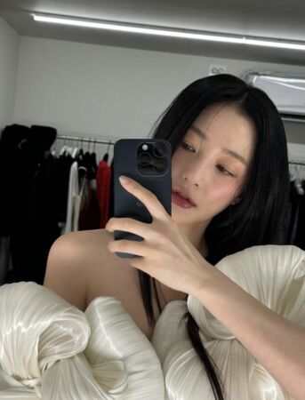 ▲▼還有另一位同學爆料，痛喊：她是惡魔　冷血對話「前輩打你就挨著」。（圖／翻攝自SBS）