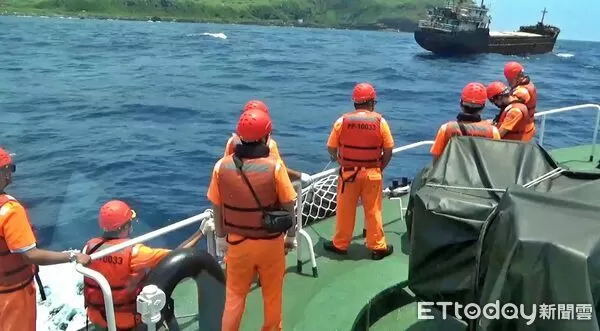 ▲新北艦、桃園艦聯手 強化海域安全韌性。（圖／記者郭世賢翻攝）