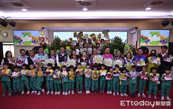 ▲▼「花蓮文旦柚宣傳行銷記者會」上縣長徐榛蔚正式宣告2025花蓮文旦柚節幸福開跑。（圖／花蓮縣政府提供，下同）