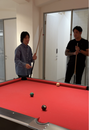 ▲▼ 蕭敬騰和林智勝私下互動熱絡。（圖／喜鵲娛樂提供）