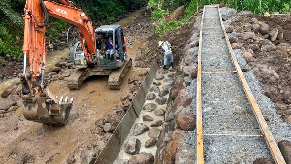 ▲淡水12處護岸全面加固 防洪韌性大進化。（圖／新北市水利局提供）