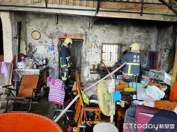▲鹽埔鄉民族路一間民宅今早發生火警。（圖／記者陳崑福翻攝）