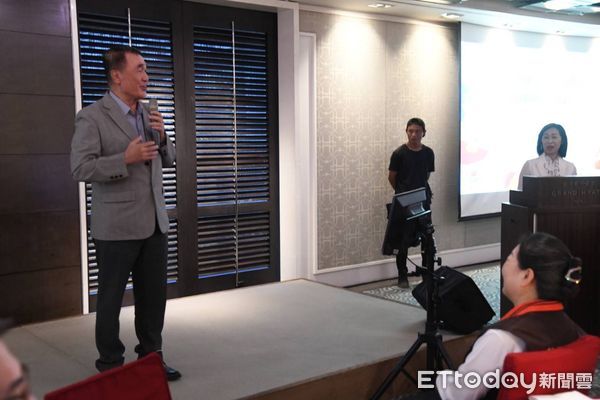 ▲▼花蓮縣長徐榛蔚率縣府團隊與台北副市長李四川在君悅酒店進行城市交流會議。（圖／花蓮縣政府提供，下同）