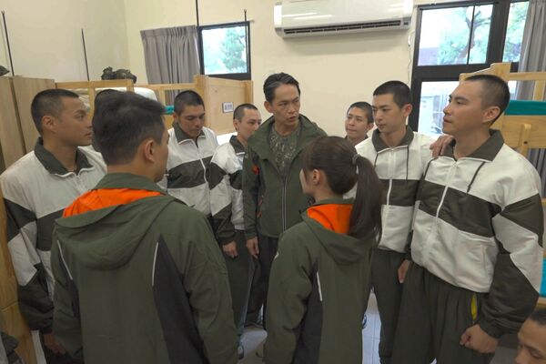 ▲▼ 傾盆大雨受訓難度高，星兵爆衝突。（圖／台視提供）