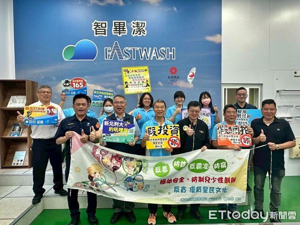 ▲芳警進駐工業區開講 揭密最新詐騙手法。（圖／記者郭世賢翻攝）