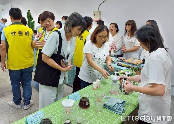 ▲基隆職前訓練聯合成果展 展現學員創業能量。（圖／記者郭世賢翻攝）