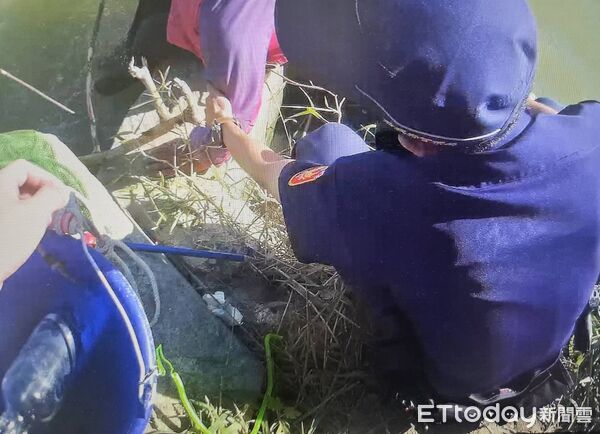 ▲▼    「朴警及釣客及時制止輕生 耐心安撫挽回寶貴生     。（圖／朴子分局提供）