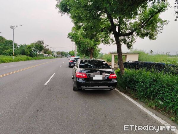 ▲▼  【老翁駕駛賓士外出跌倒受困草叢 中埔警即時定位化解危機】  。（圖／中埔分局提供）