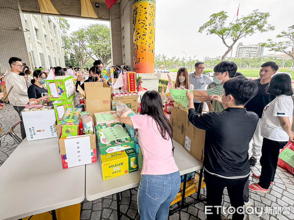 ▲▼ 嘉義縣政府中元普渡，感恩動物生靈、祈求養殖平安   。（圖／嘉義縣政府提供）