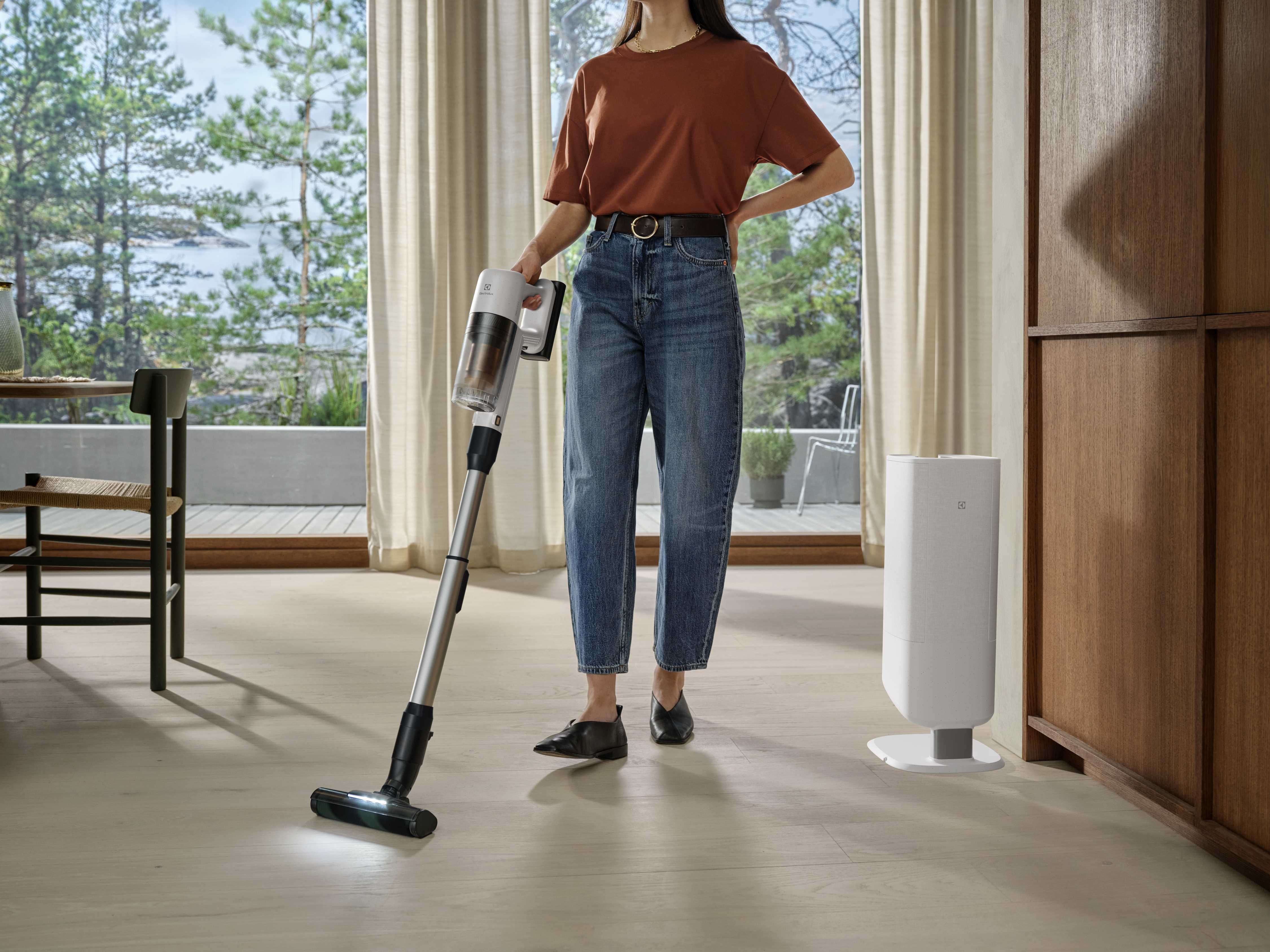 ▲Dyson發表筆型手持吸塵器。（圖／品牌提供）