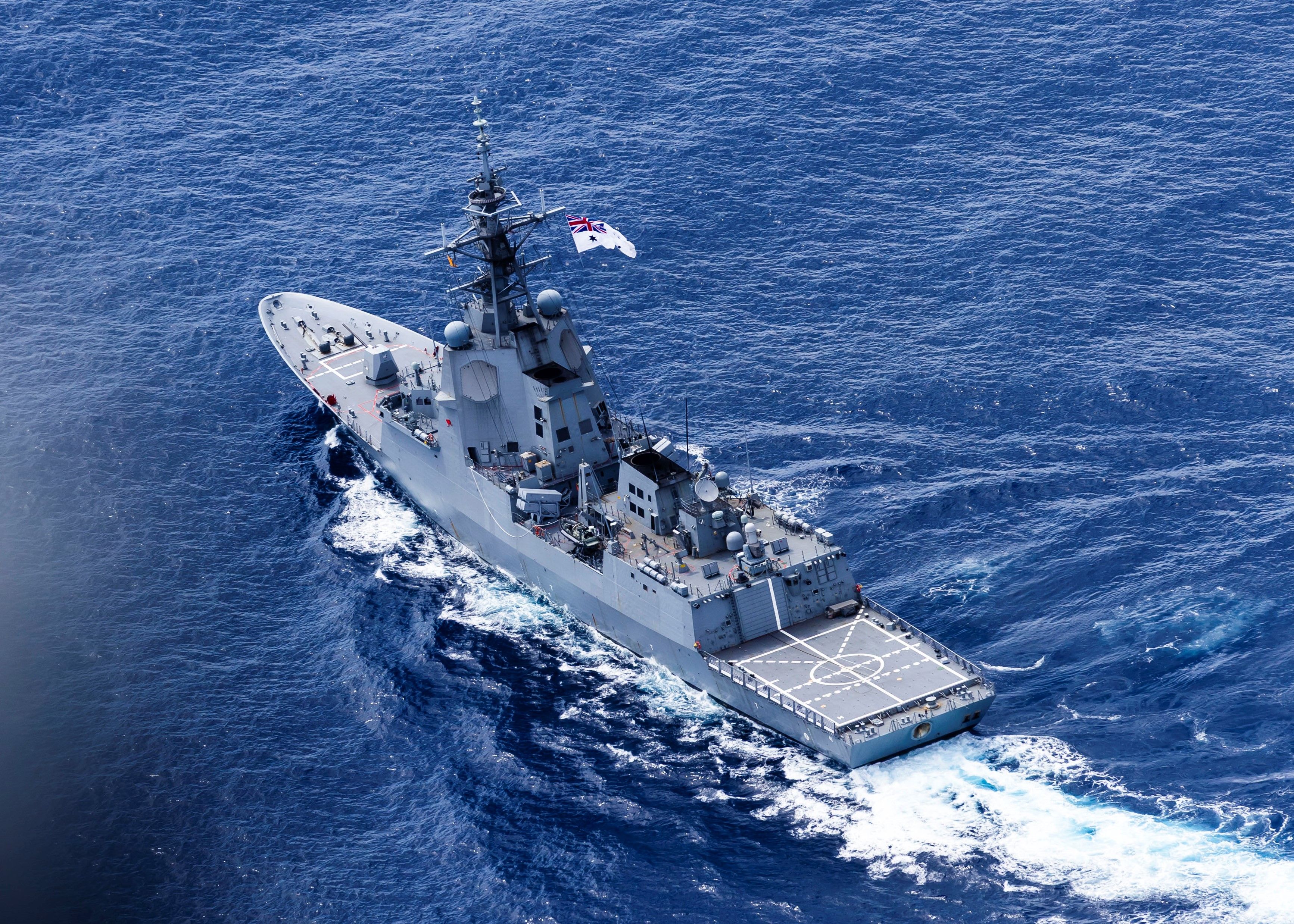▲澳洲飛彈驅逐艦「布里斯本號」。（翻攝自x.com/DefenceAust）