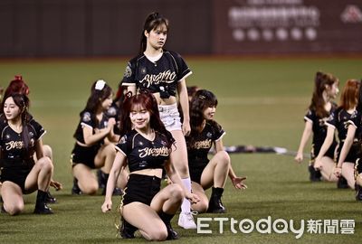 女兒林禹融引退賽熱跳開場舞　林智勝：彩排很久 她蠻認真的