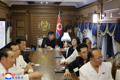 金正恩結束訪中返抵北韓平壤　女兒金主愛再度同框曝光