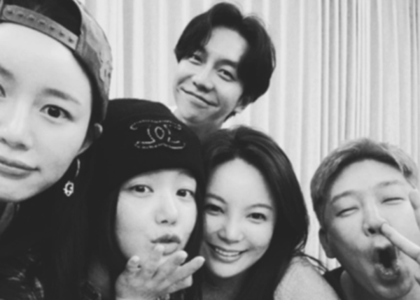 ▲▼MC夢遭李多寅質疑舊照重發！狠嗆：會像妳拋棄家人嗎。（圖／翻攝自Instagram／88monstar_a）