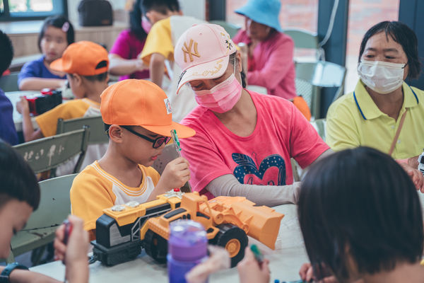 ▲新北玩具銀行10年展 彰化組團取經促共融。（圖／新北市社會局提供）