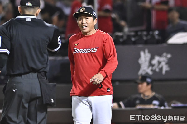 ▲▼中職味全龍總教練葉君璋。（圖／記者李毓康攝）