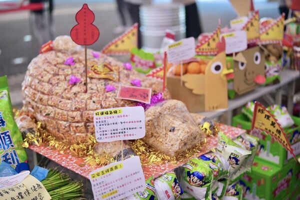 ▲桃園市政府中元普渡，首度舉辦環保創意祭品競賽