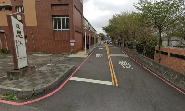 ▲▼新竹市立殯儀館爆出業者燒錯阿嬤的烏龍。（圖／翻攝GoogleMaps）