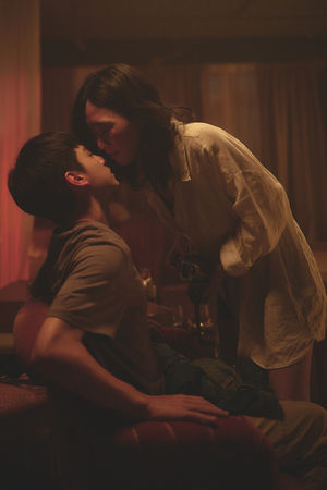 ▲吳可熙與劉敬在《失明》電影裡有大尺度親密戲演出。（圖／周子娛樂提供）