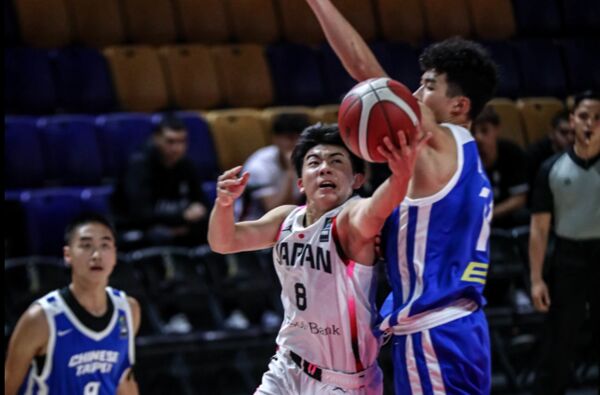 ▲U16中華男籃張承曄、日本越圭司、白谷柱誠。（圖／取自FIBA官網）