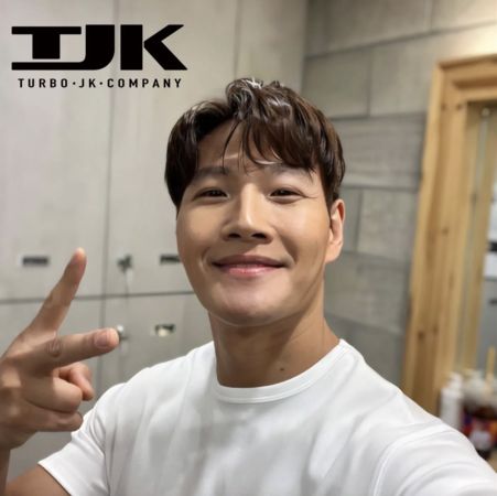 ▲金鐘國結婚後不會馬上去蜜月。（圖／翻攝自金鐘國IG）