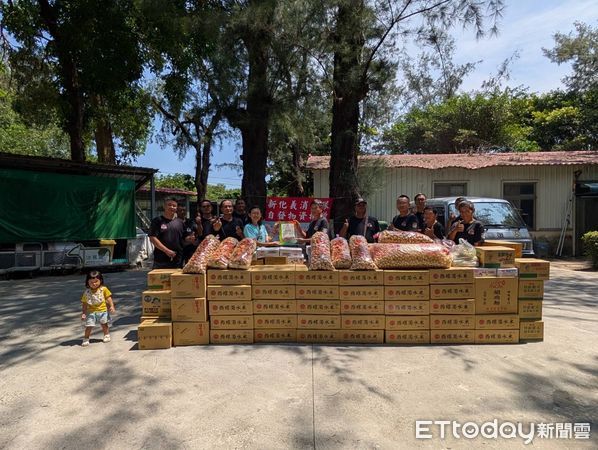 ▲南消新化分隊舉辦中元普渡活動，募集白米與物資捐贈社福機構。（記者林東良翻攝，下同）