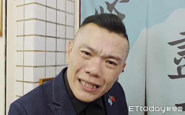 ▲▼江和樹喊話柯文哲「你先回來好嗎。（圖／記者許權益翻攝)