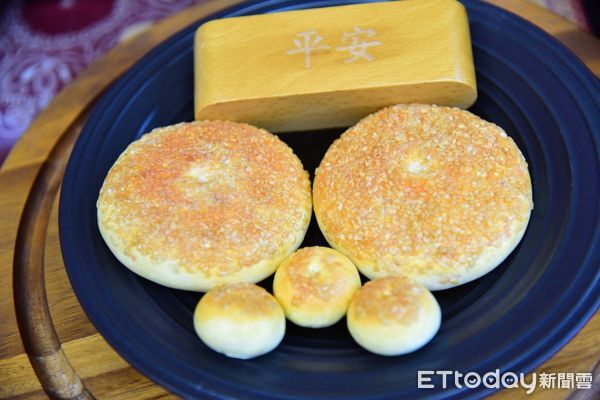▲▼改良創新的繼光平安餅勇奪「觀光伴手禮金牌」殊榮為台灣爭光。（圖／花蓮市公所提供，下同）