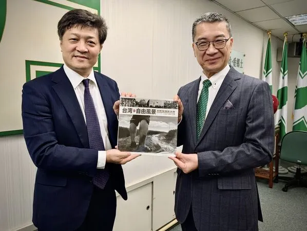 ▲▼徐國勇昨（5日）接見日本學者訪團。（圖／民進黨提供）