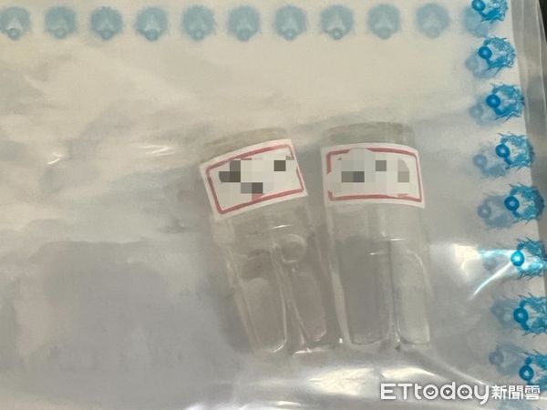 ▲▼三重警方將曾姓搬家工人壓制逮捕，警方在車內搜出2顆依托咪酯煙彈             。（圖／記者陳以昇翻攝）