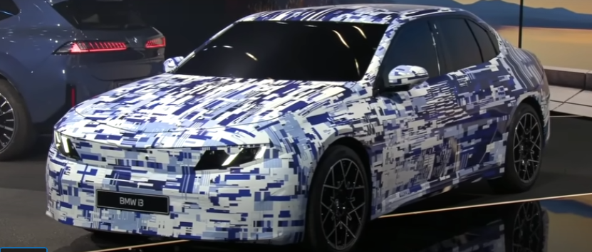 ▲iX3休旅全球首發！原廠也預告新平台下一輛車款。（圖／翻攝自BMW）