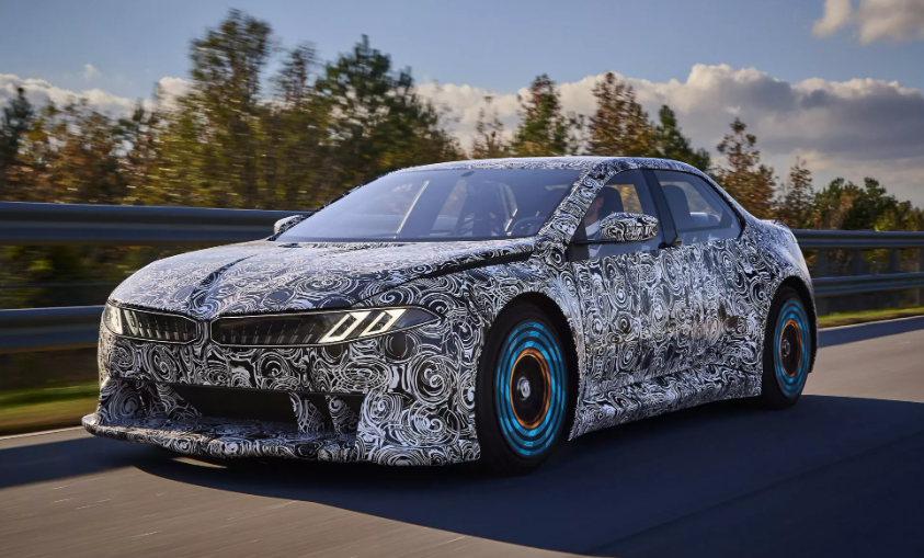 ▲iX3休旅全球首發！原廠也預告新平台下一輛車款。（圖／翻攝自BMW）