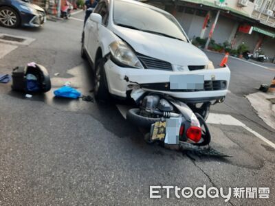 驚險影片曝！苗栗汽機車路口碰撞　騎士噴飛重摔送醫