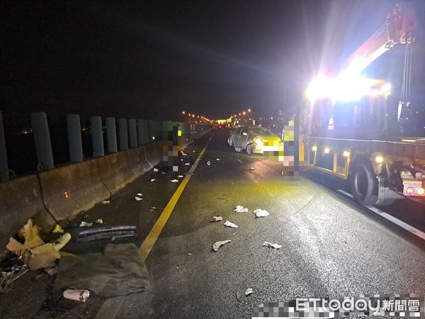 ▲▼（重傳）台南國道連環車禍。（圖／記者林東良翻攝）