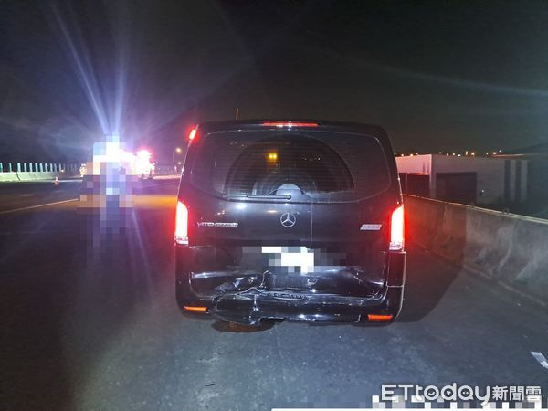 ▲▼（重傳）台南國道連環車禍。（圖／記者林東良翻攝）