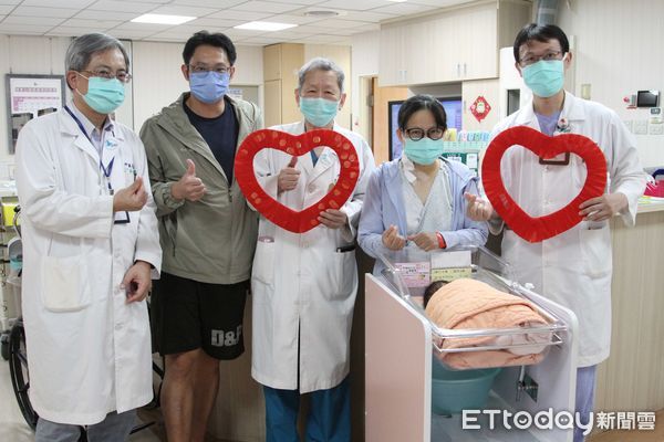 ▲▼羊水栓塞產婦瀕死，門諾醫療團隊不放棄堅持搶救。（圖／門諾醫院提供，下同）