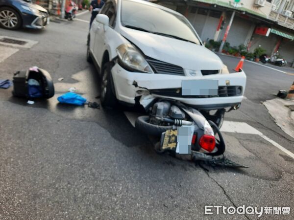 ▲▼苑裡鎮苗50線與舊社4鄰路口車禍。（圖／記者楊永盛翻攝)