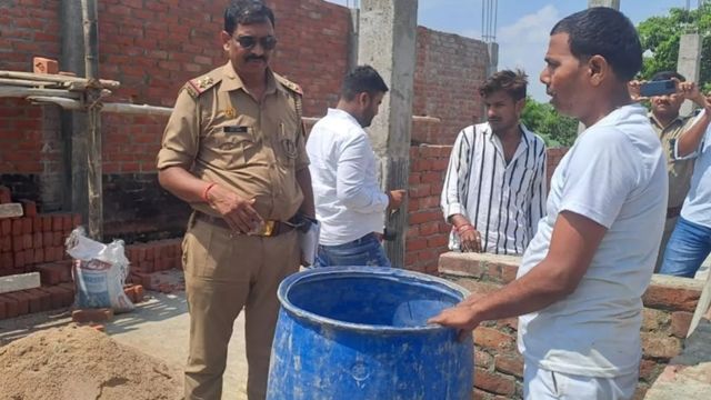 ▲▼印度猴子淹死嬰兒。（圖／翻攝jagran.com）